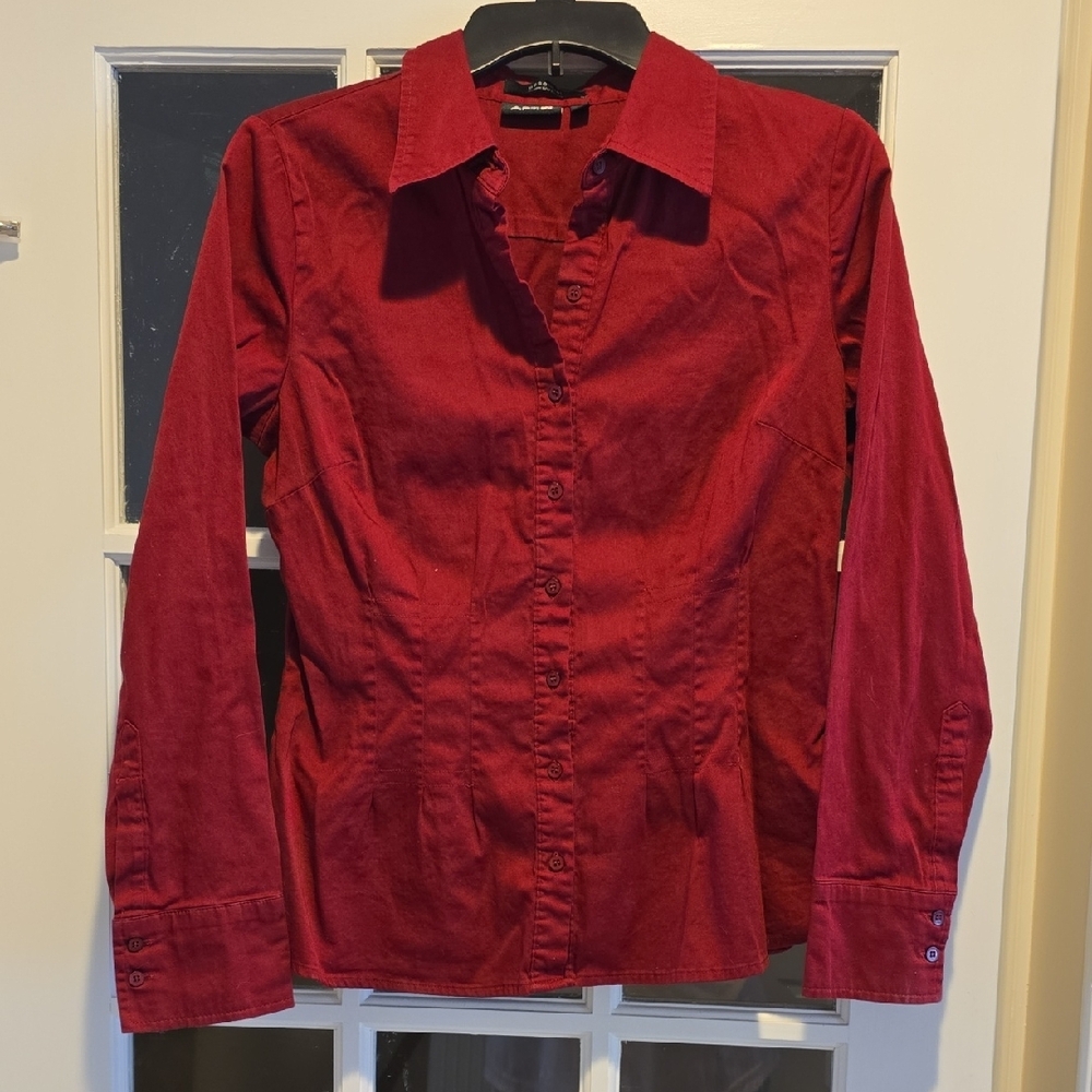 Apt. 9 Deep Red Essential Shirt